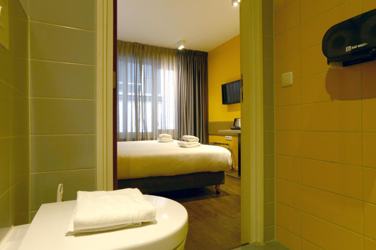Standard Double Room,1037040337:JPEG