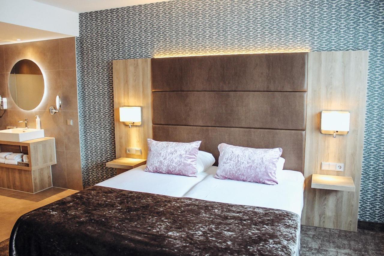 Chambre Double Confort avec Salle de Bains Ouverte