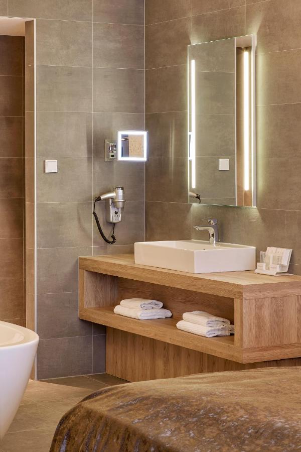 Chambre Double Supérieure avec Salle de Bains Ouverte