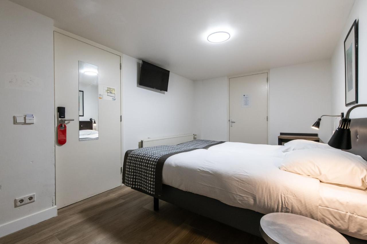 Quarto Souterrain com 2 Camas de Solteiro
