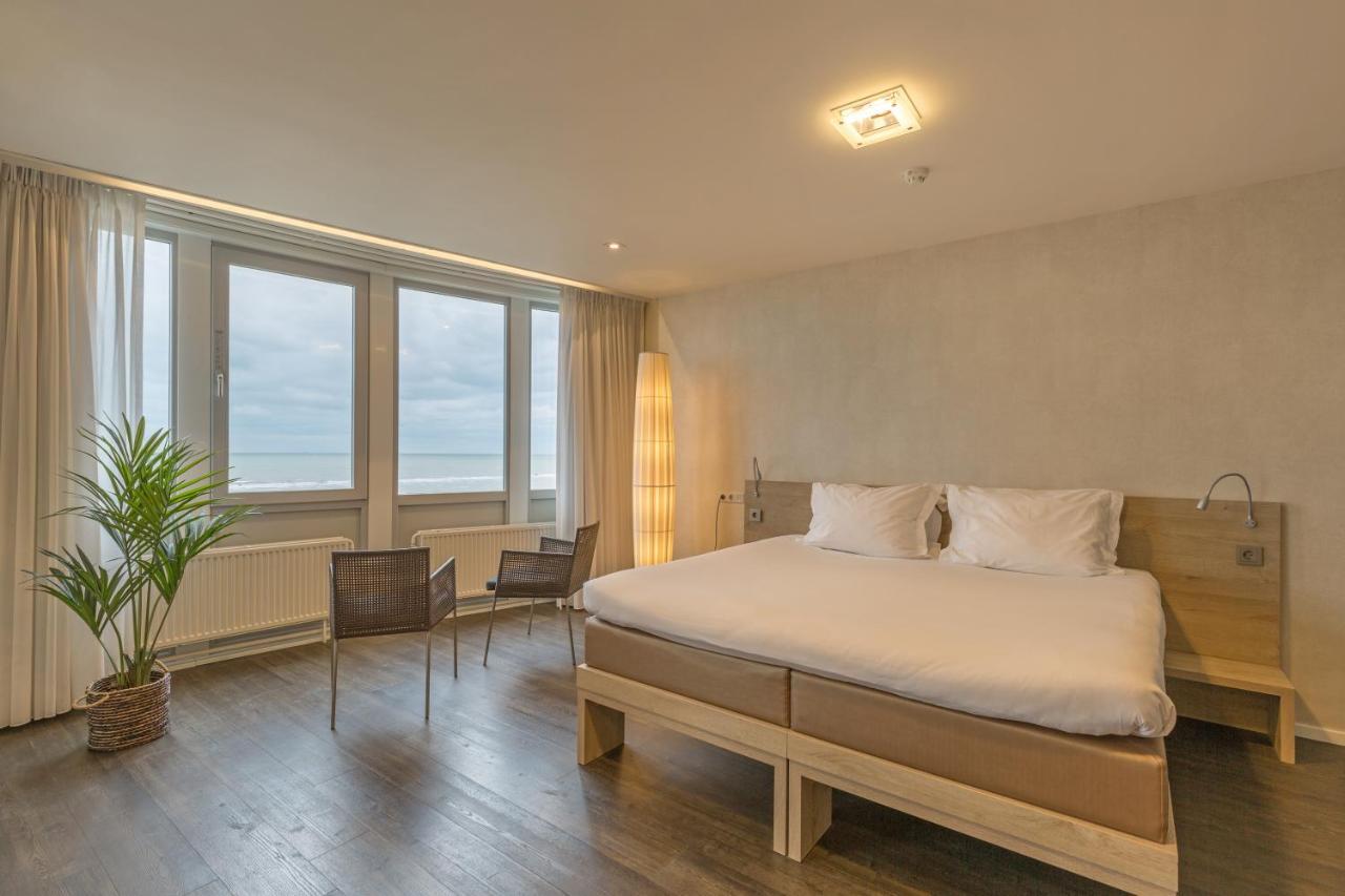 Family Room with Sea View