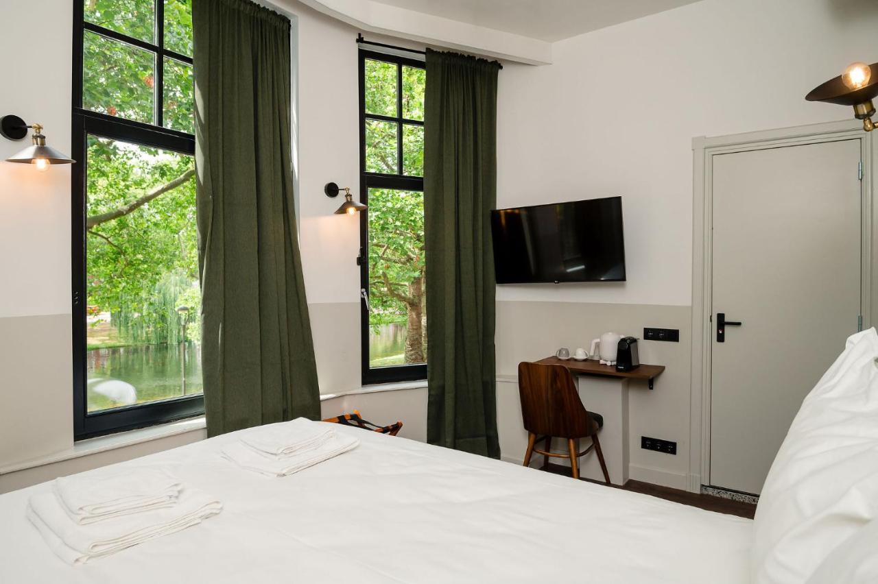 Habitación muy pequeña