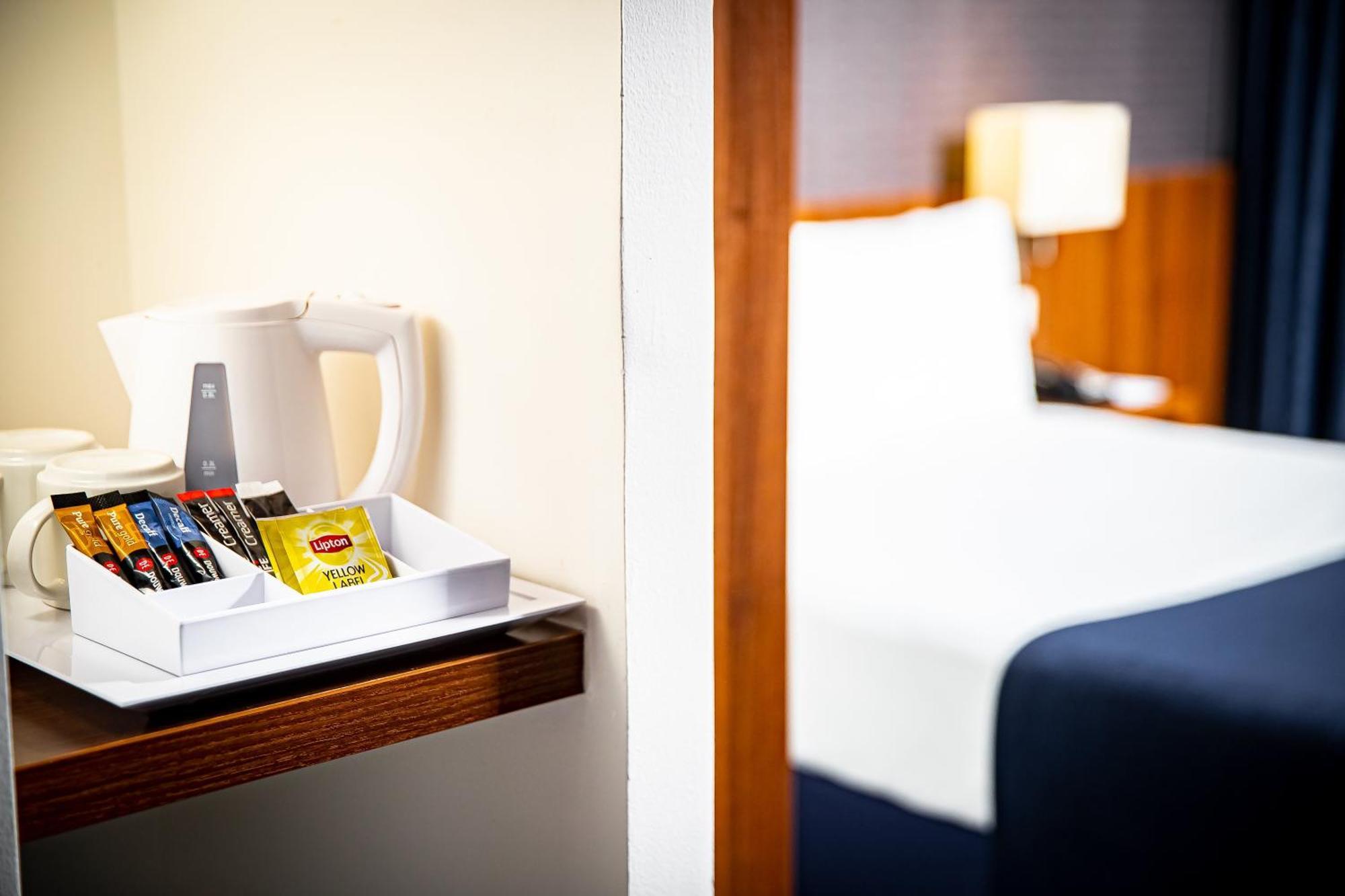 Standard Doppelzimmer mit Blick auf den Teich – obere Etage