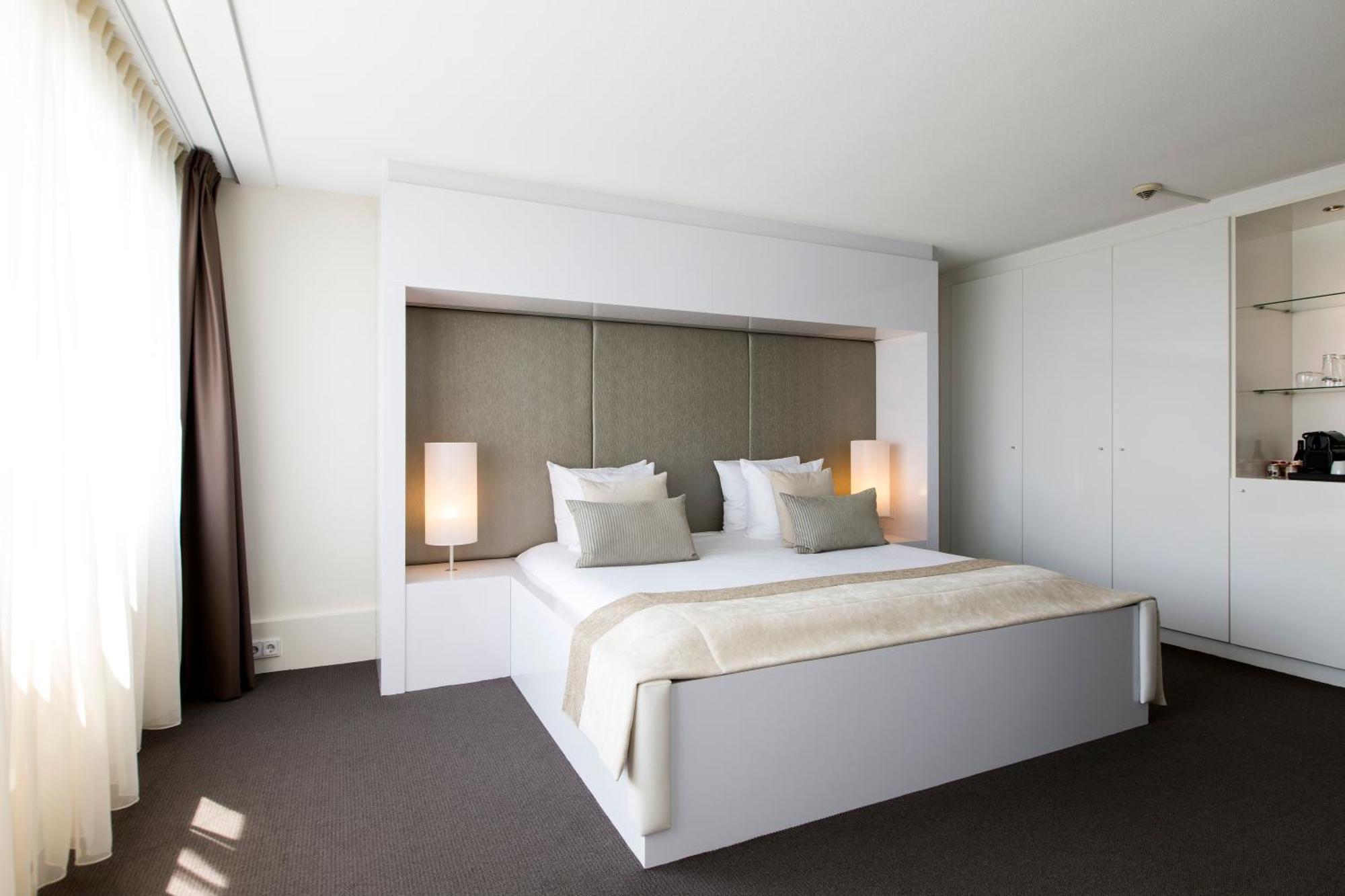 Suite Lit King-Size - Vue sur Ville
