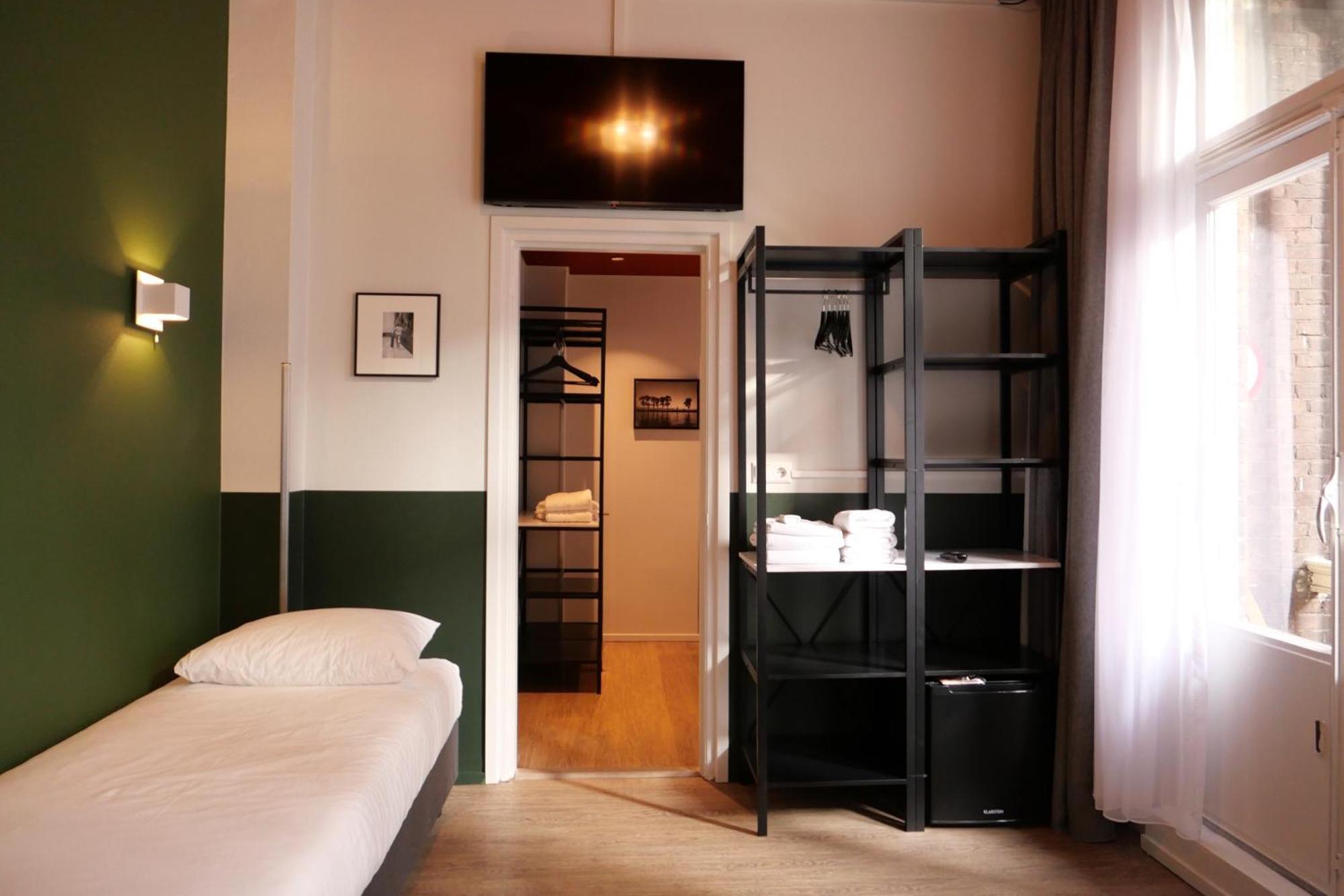 Five Person Room