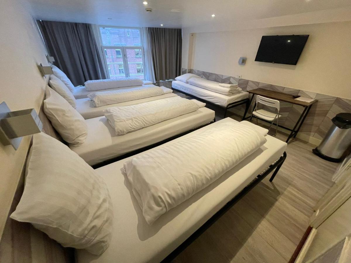 Zimmer für 5 Personen mit eigenem Bad