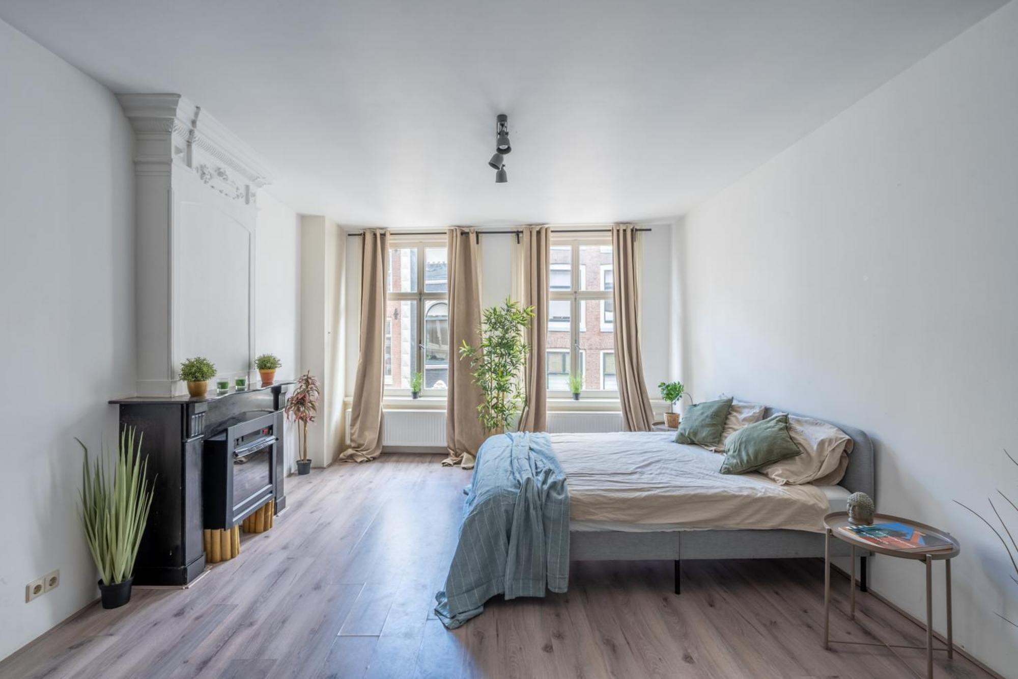 Double Room with Shared Bathroom