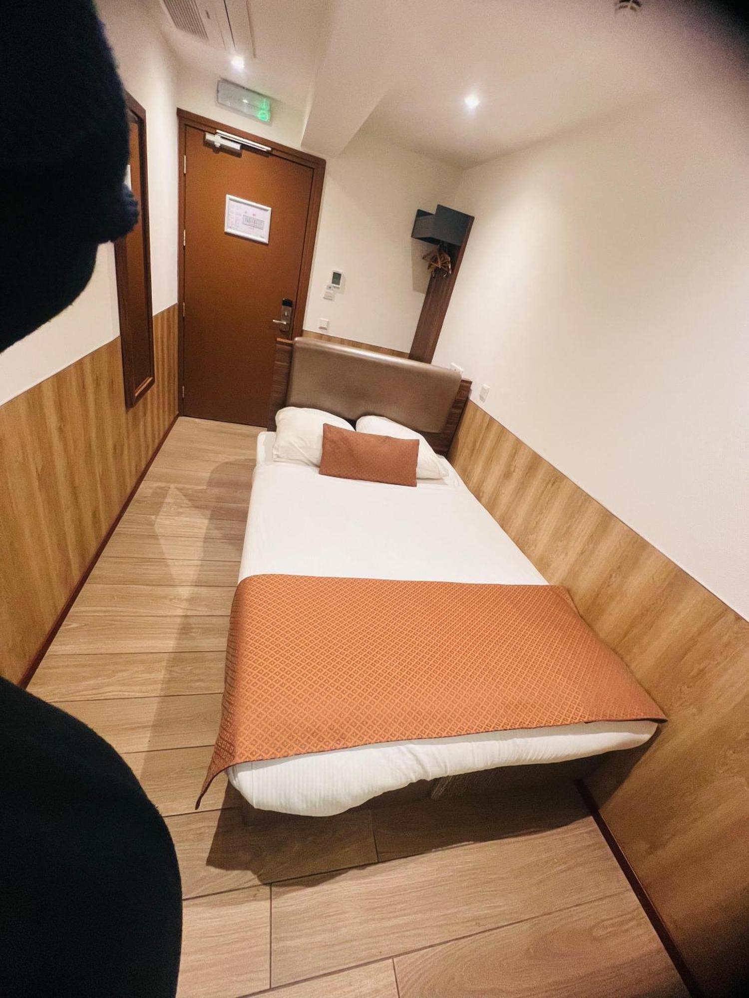 Basement Double Room,1622865069:JPEG