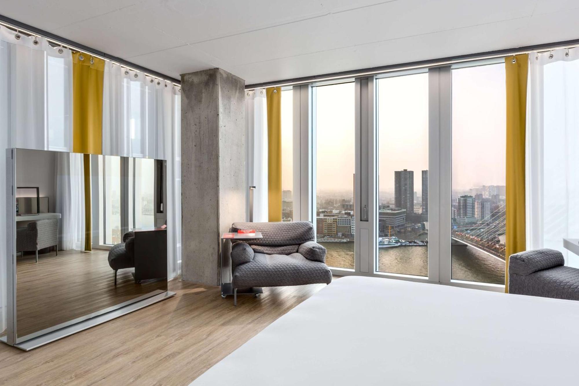 Nhow Premium Room with Skyline View