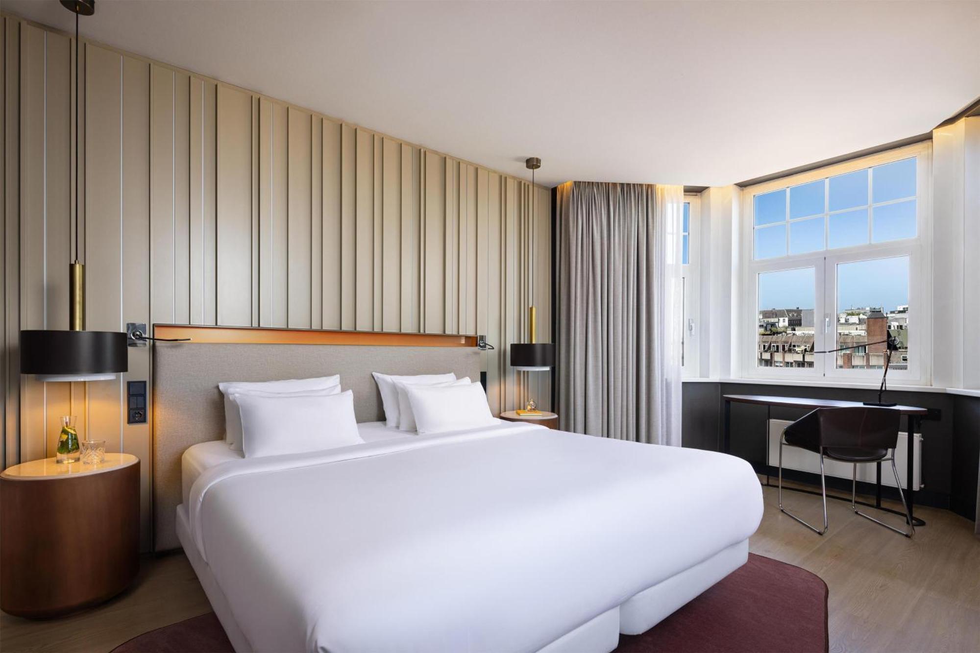 Suite Junior con vistas y cama supletoria