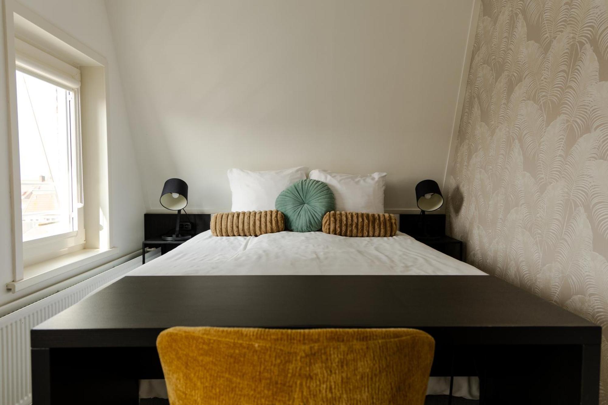 Budget Double Room - no pets allowed,1705553581:JPEG