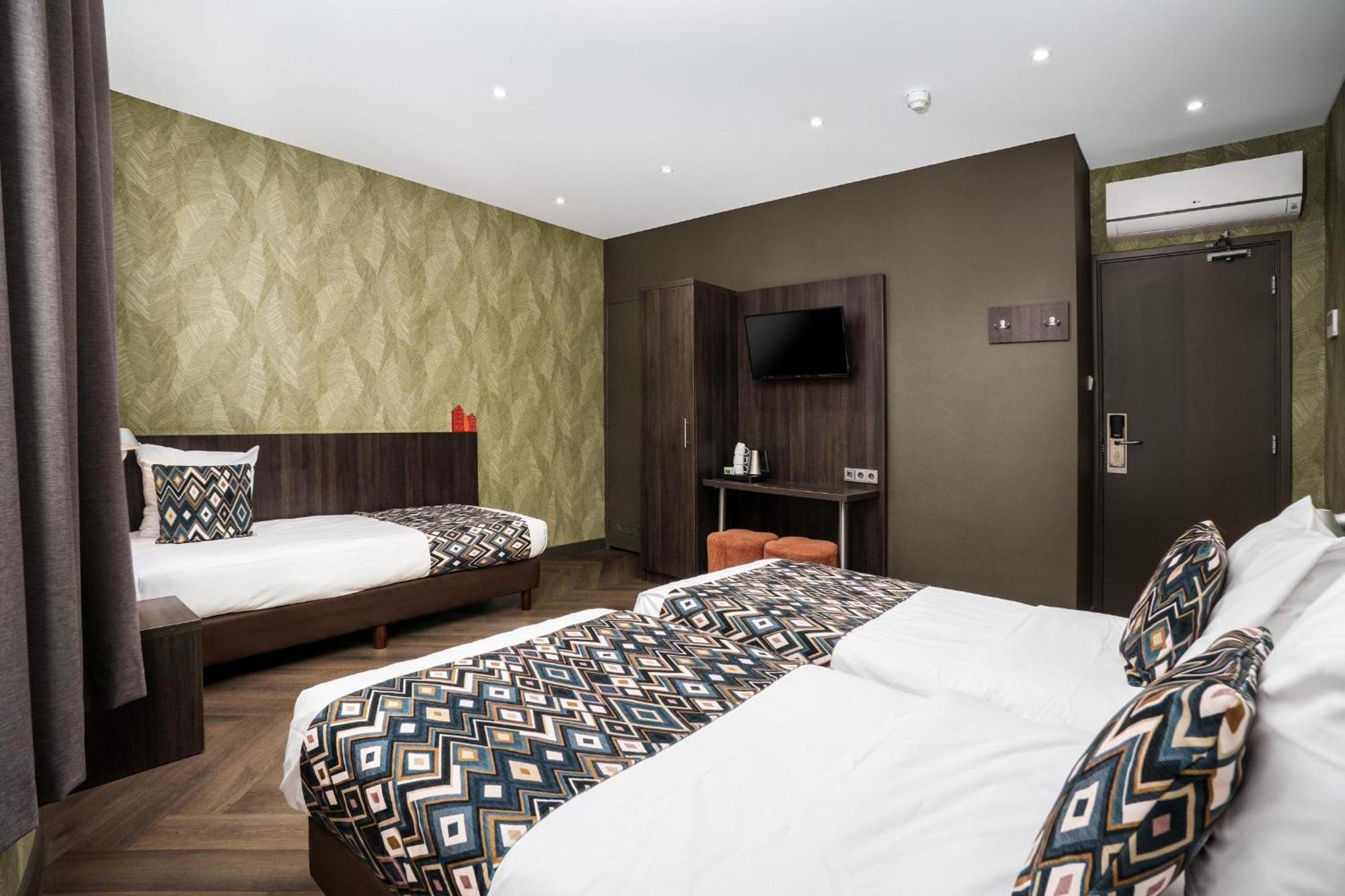 Dreibettzimmer