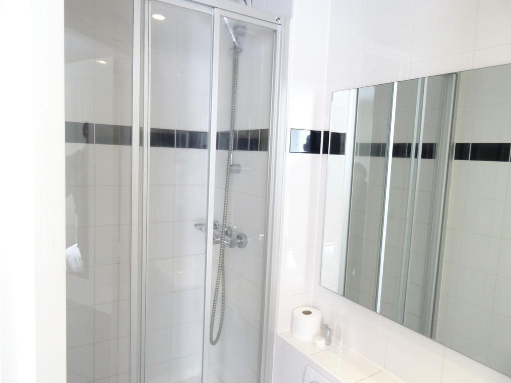 Standard Einzelzimmer mit Dusche