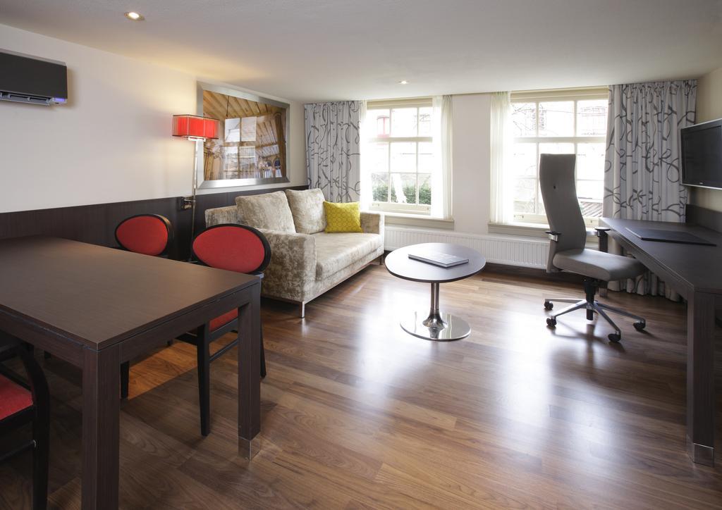 Apartamento com 1 Quarto