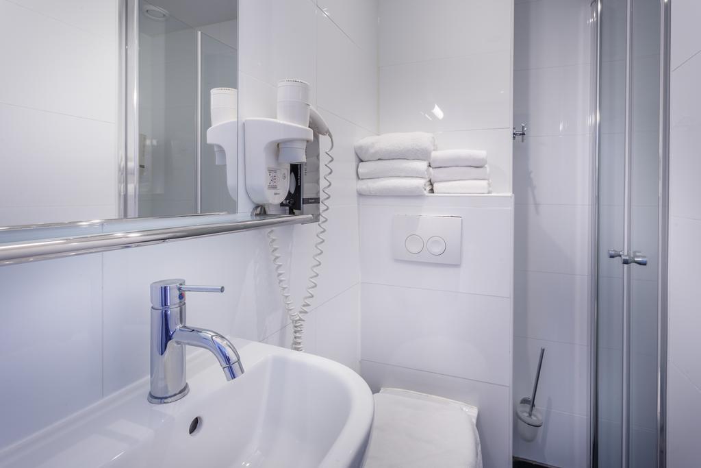 Quarto Individual Standard