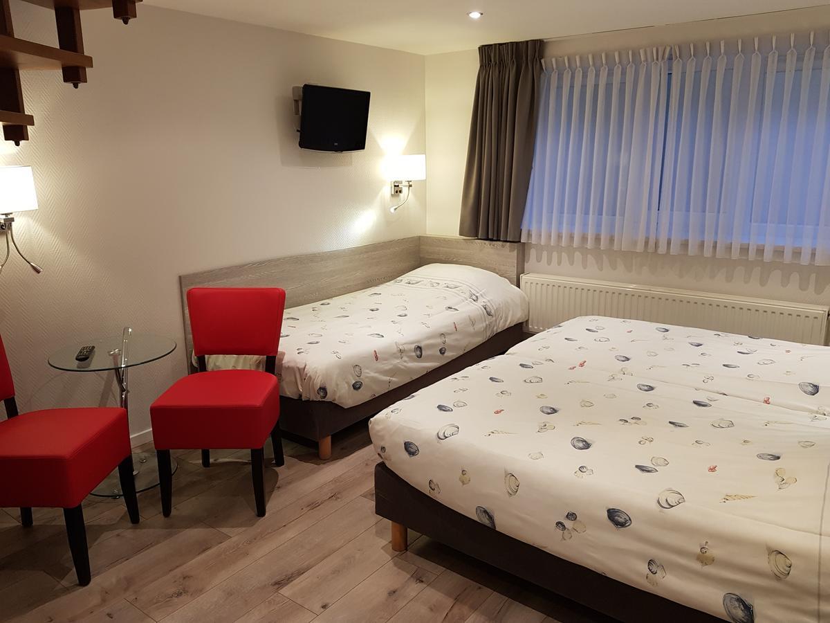 Quintuple Room (3 Adults + 2 Children),511920171:JPEG