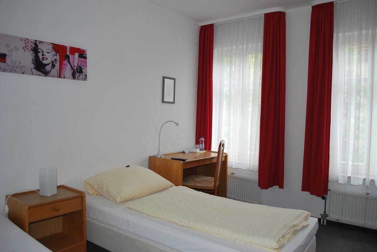 Deluxe Double Room,770209255:JPEG