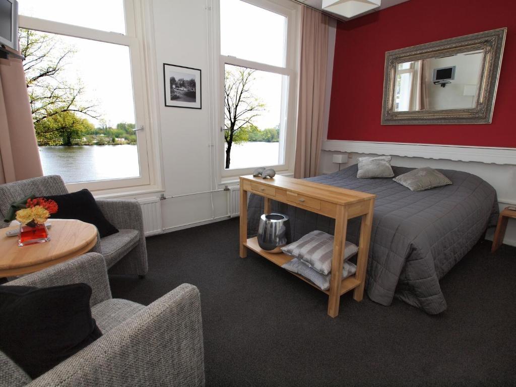 Zweibettzimmer