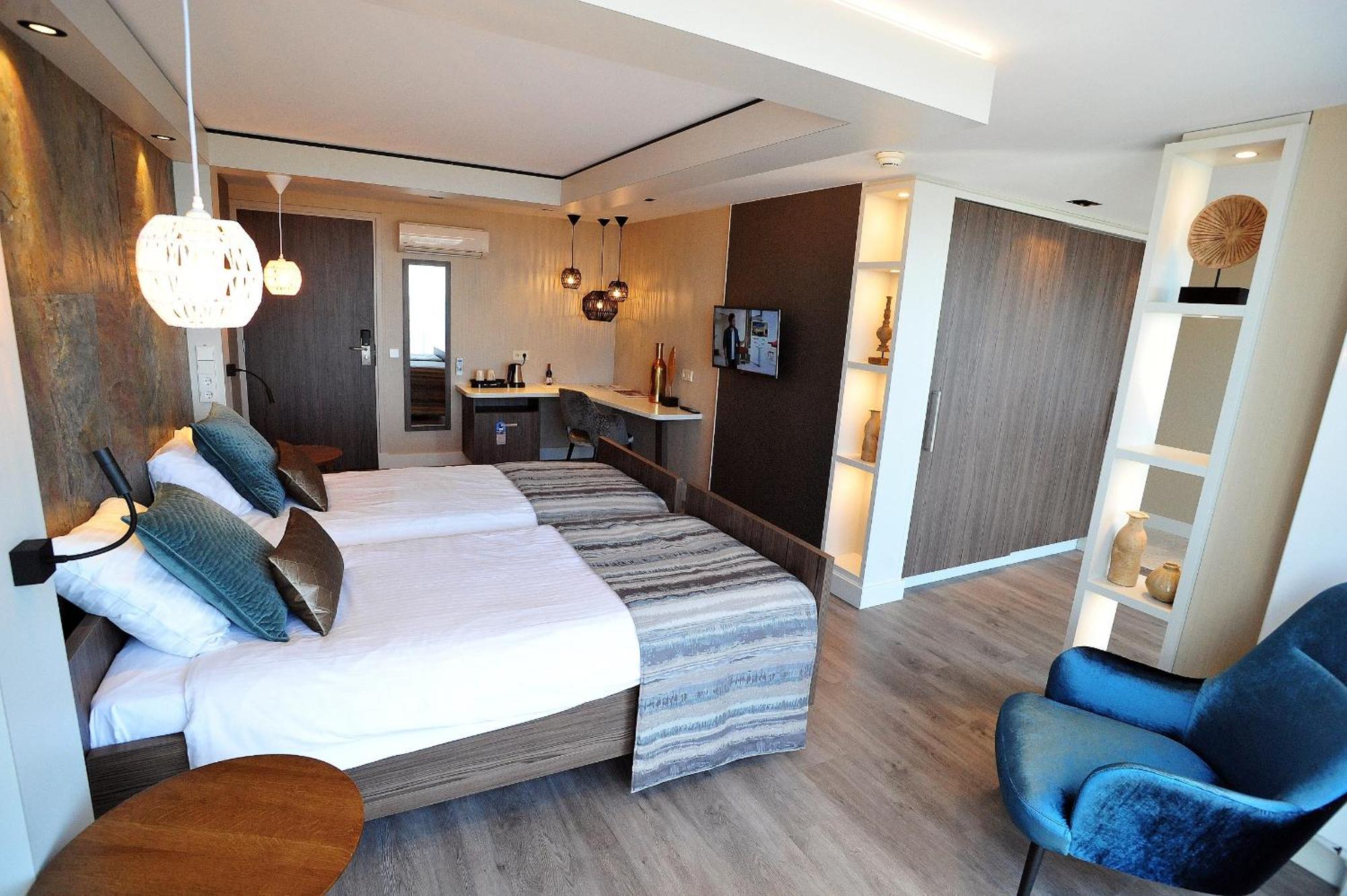 Deluxe Twin Room with Land View - Disability access