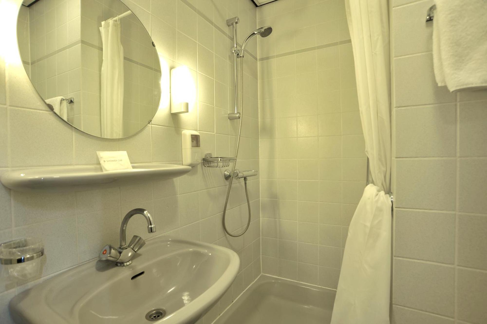 Basic Single Room