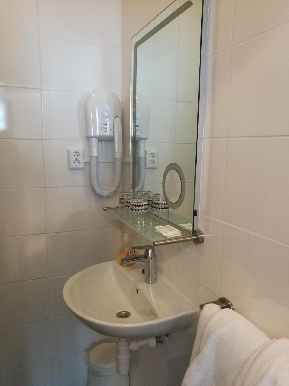 Standard Double Room,1162742235:JPEG