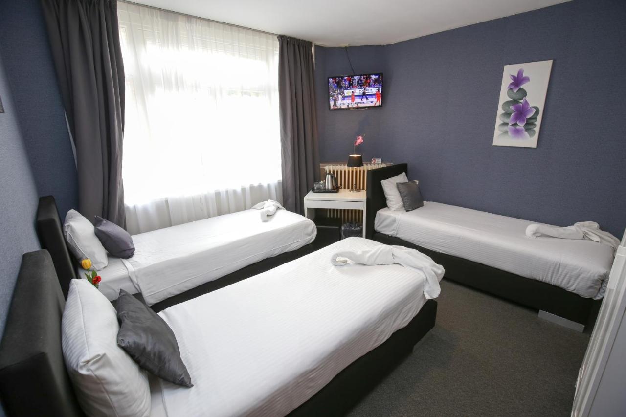 Driepersoonskamer met Eigen Badkamer