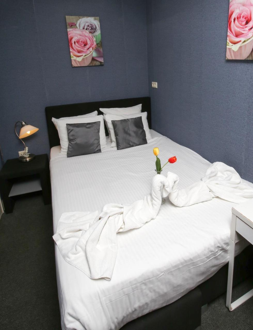 Economy Tweepersoonskamer met 1 of 2 Aparte Bedden en een Gedeelde Badkamer