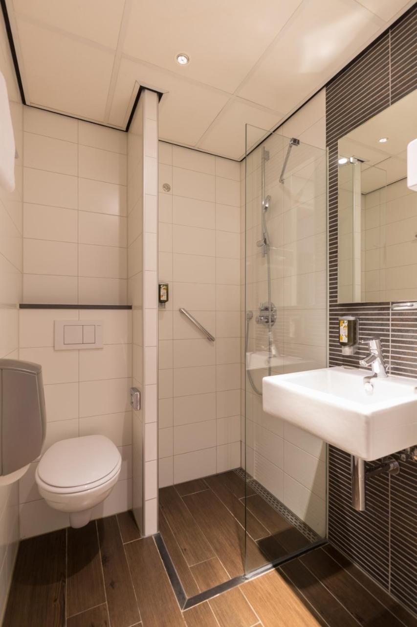 Quarto VIP Premium com Cama de Casal ou 2 de Solteiro e Vista da Cidade