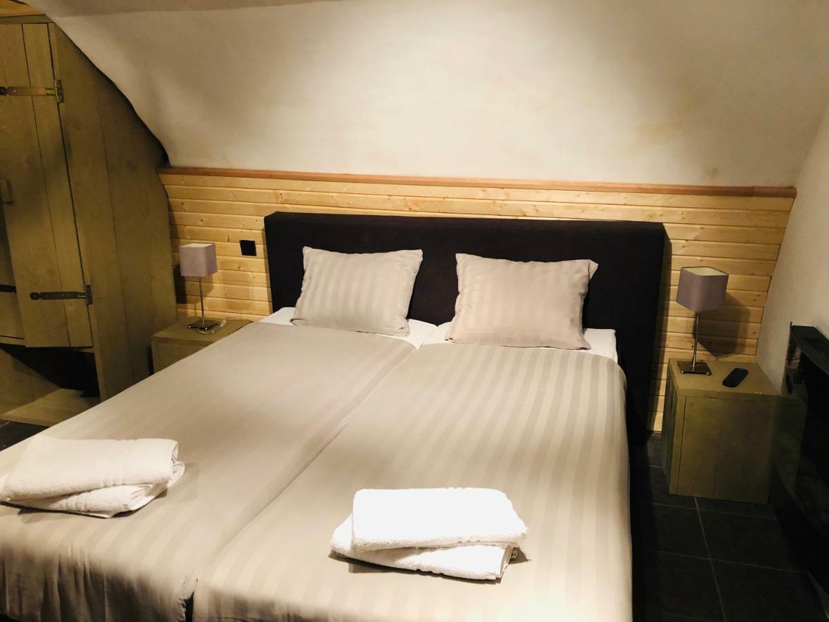 Basement Room with Sauna