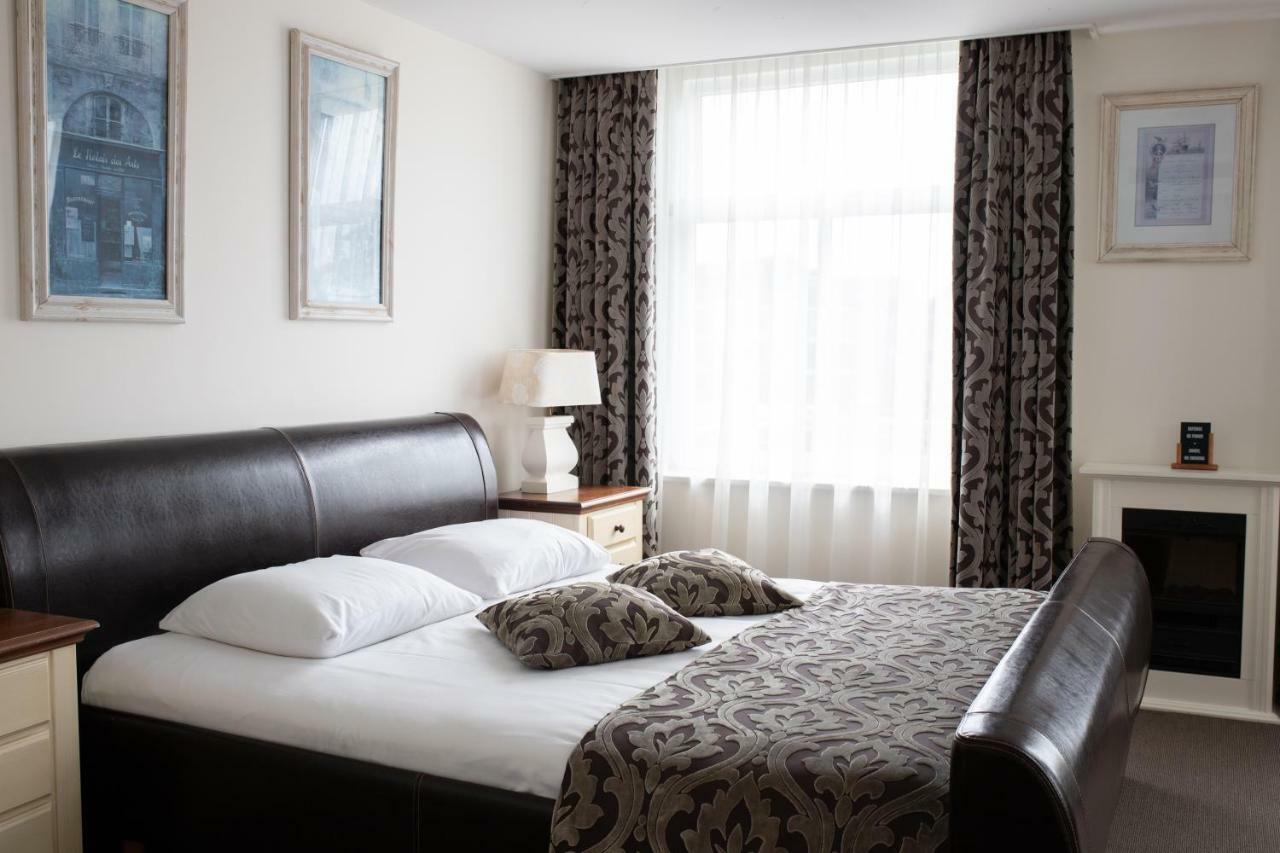Executive Room,630756306:JPEG
