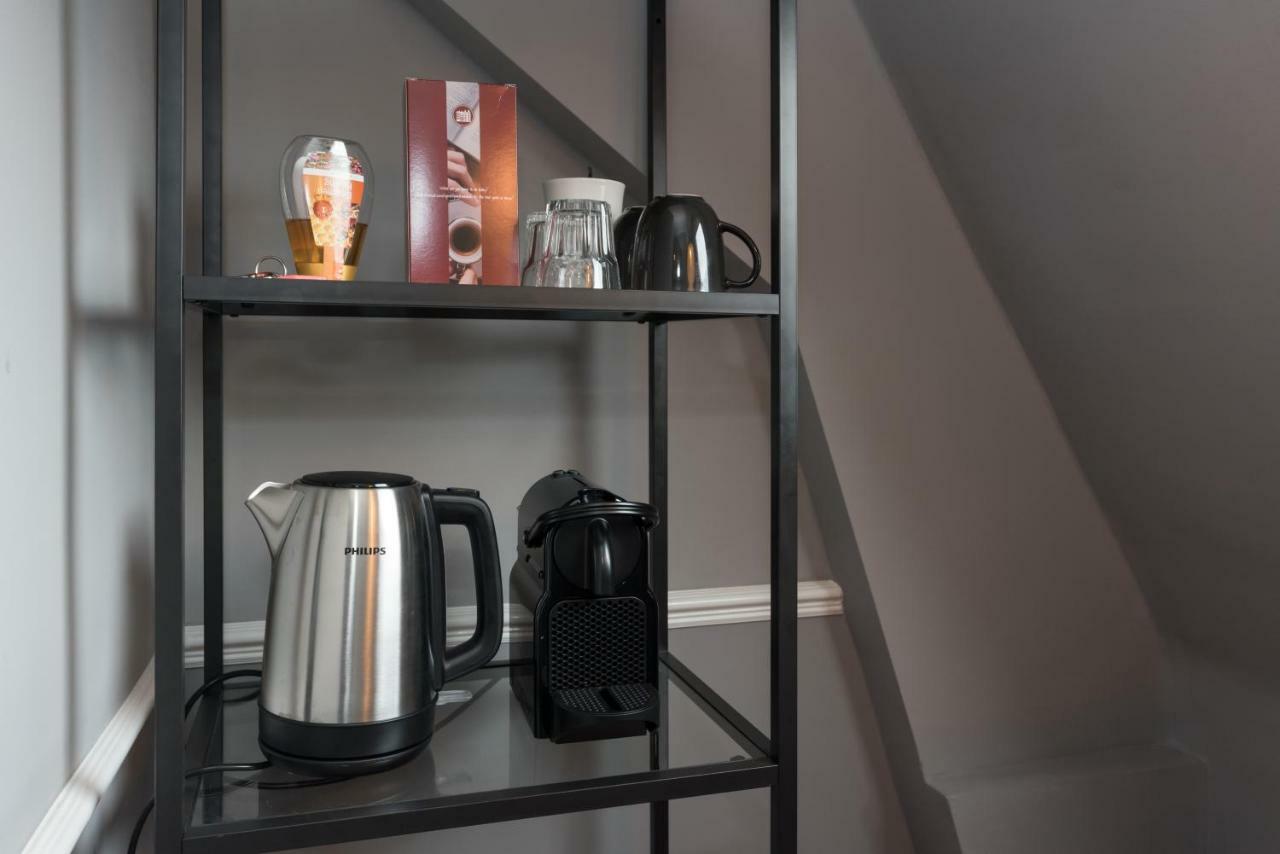 Quarto com 2 Camas de Solteiro