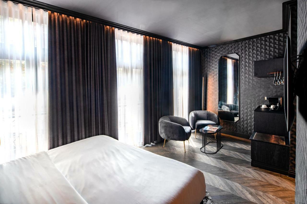 Superior Double/Queen Room