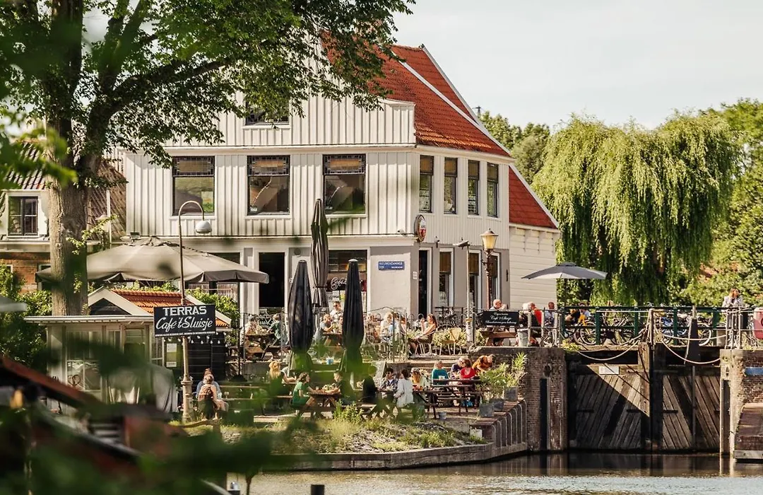 The Quay Amsterdam - Free Parking-1