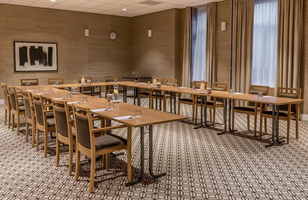 Sandton Eindhoven Centre - Hotel Eindhoven City Centre With Private Parking-1