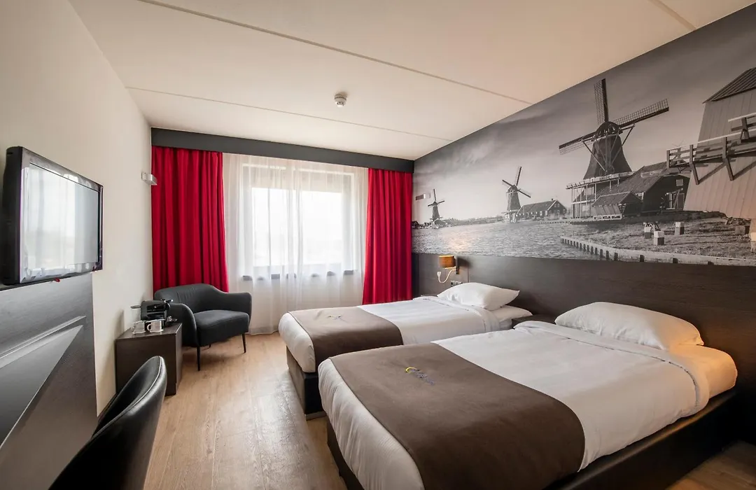 Bastion Hotel Zaandam-1