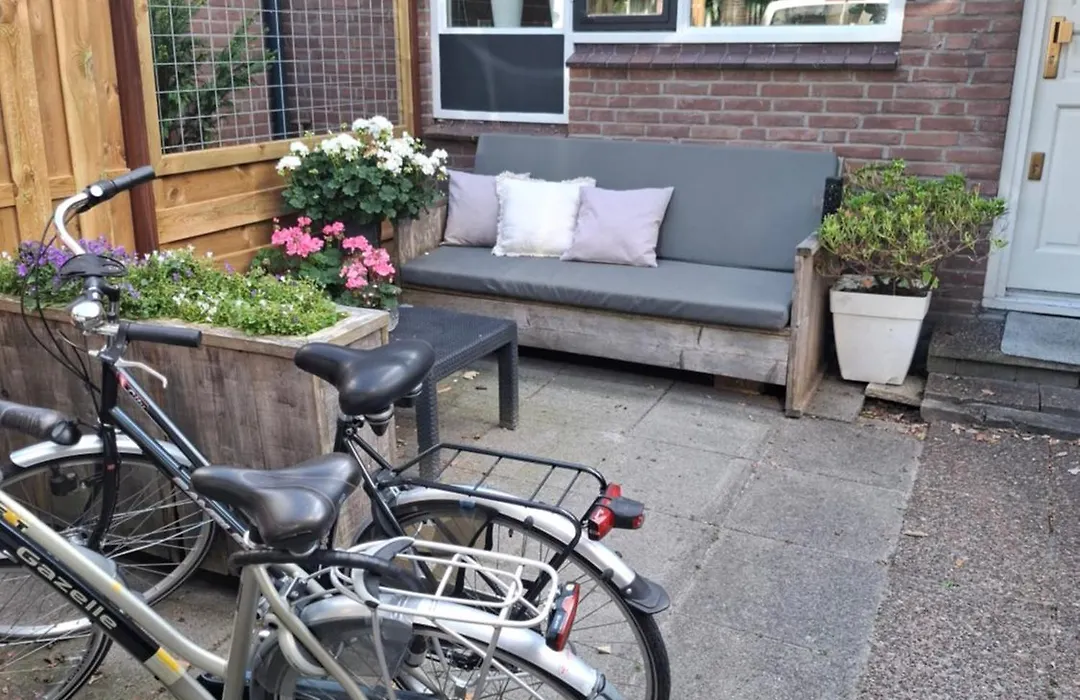 Studio 76 Groningen Met Gratis Leenfietsen-1