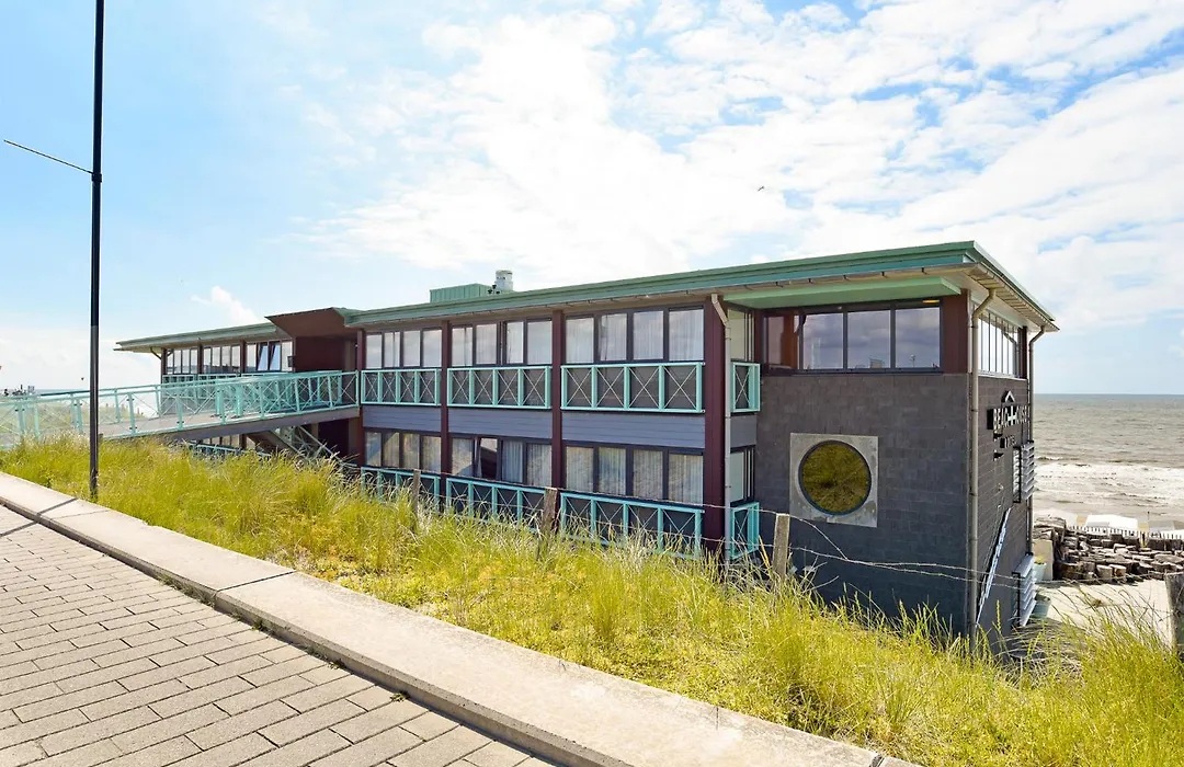 Beachhouse Hotel-1