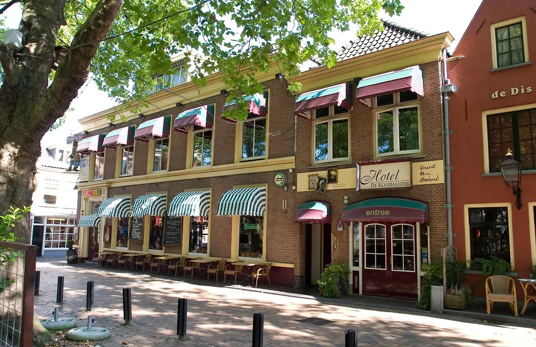 Hotel De Koophandel-1
