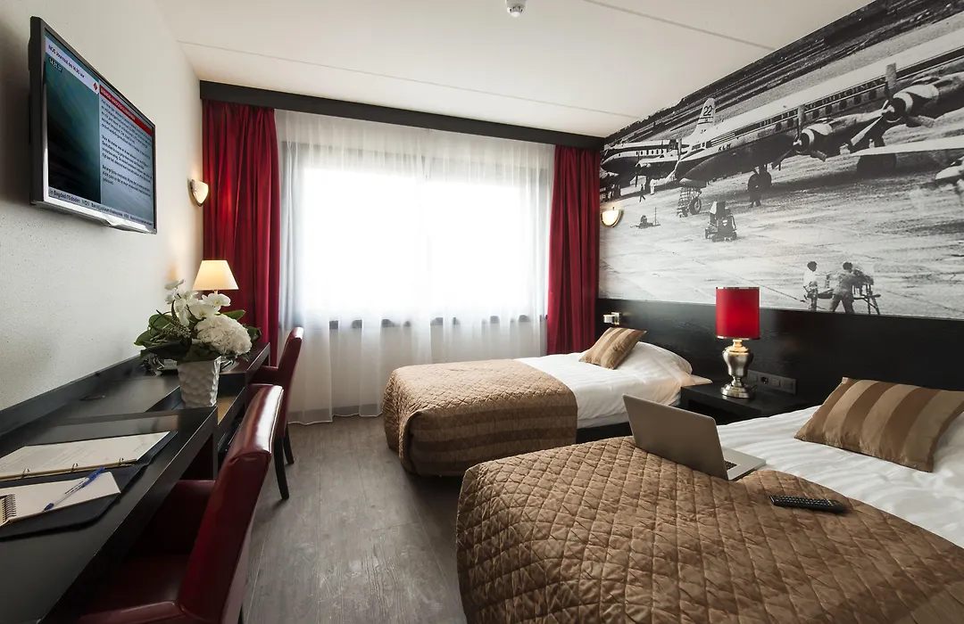 Bastion Hotel Amsterdam Airport-1