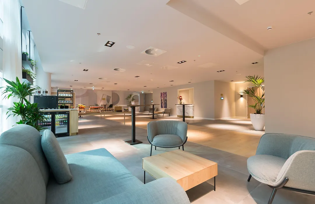 Crowne Plaza Utrecht - Central Station By Ihg-1