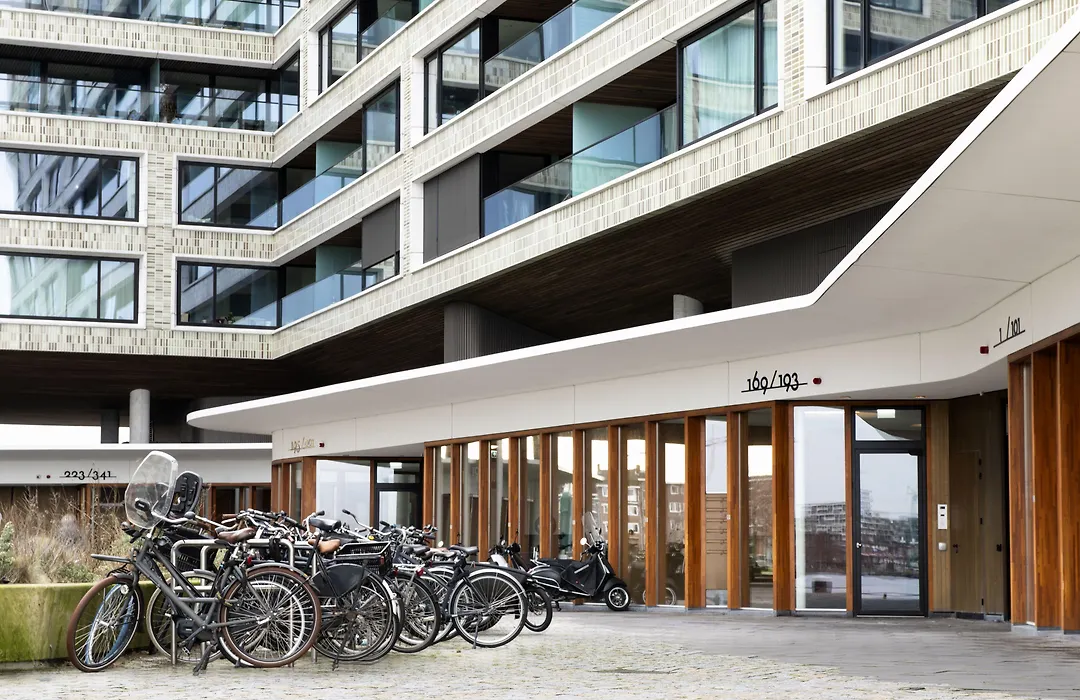 Eric Voekel Boutique Apartments - Riverfront Suites-1