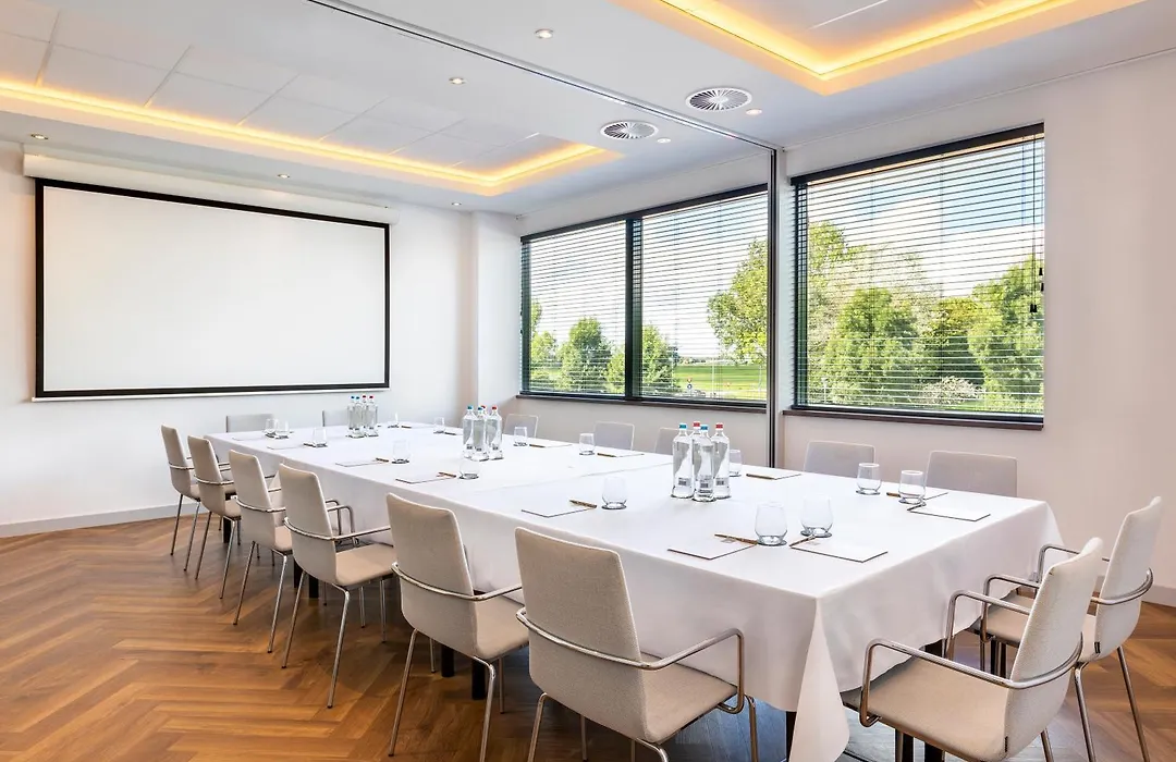 Corendon Urban Amsterdam Schiphol Airport Hotel-1