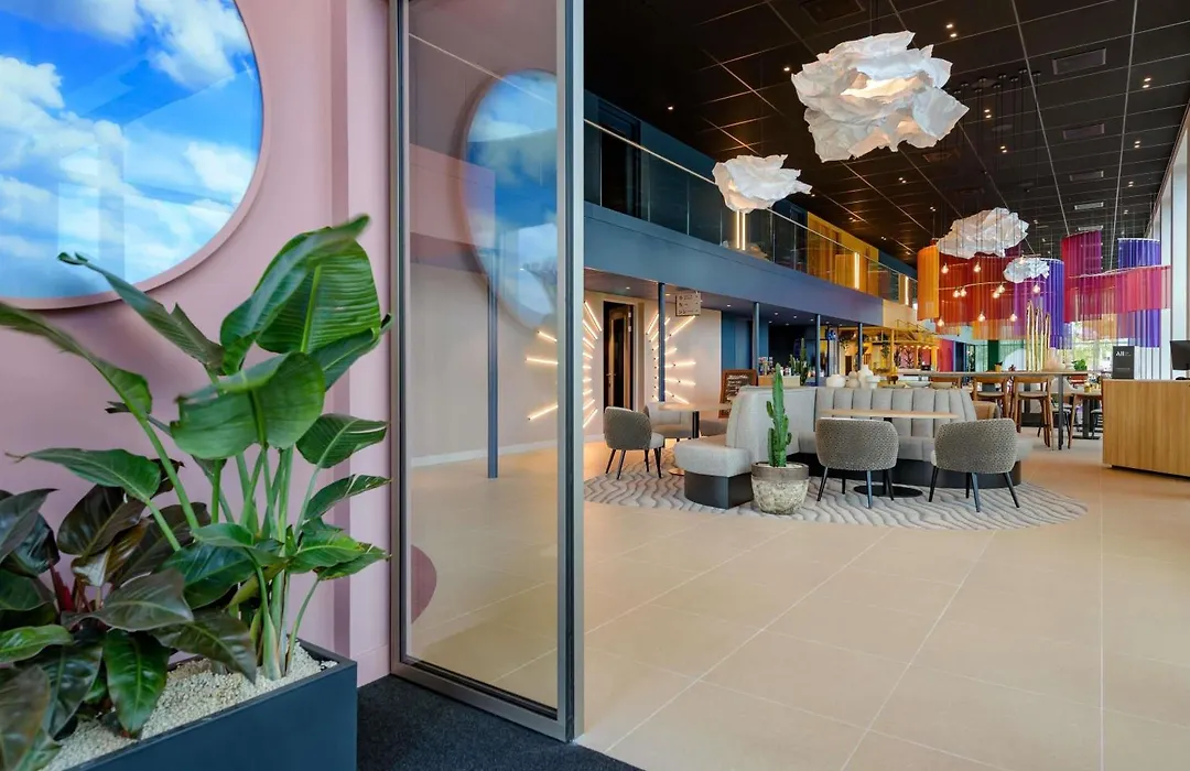 Ibis Styles Rotterdam Ahoy-1