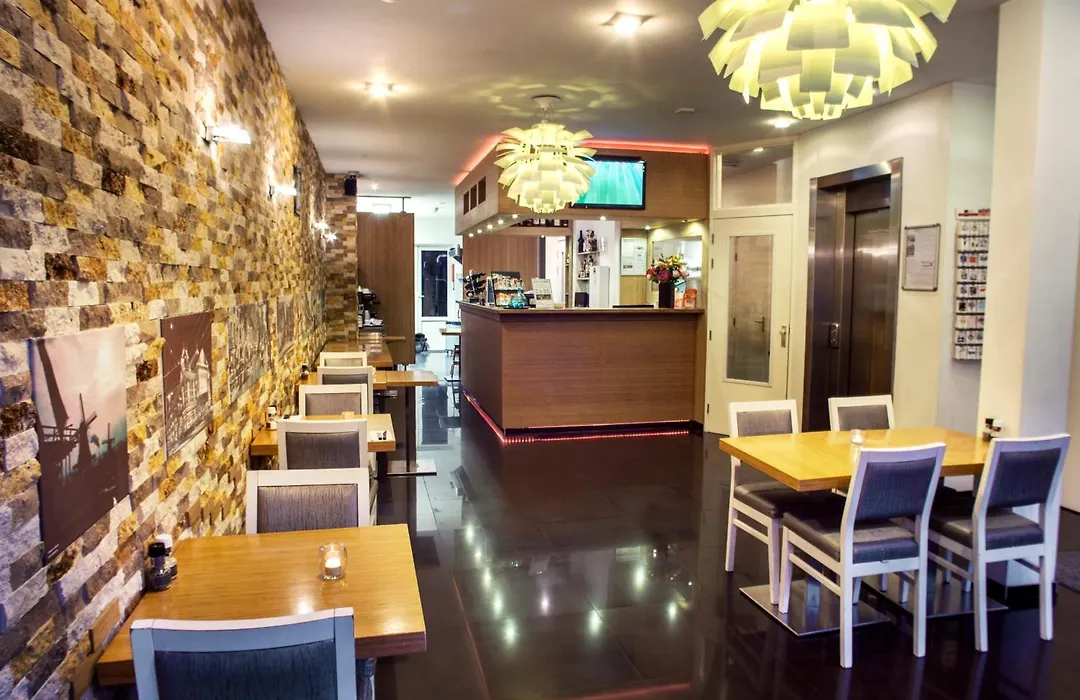 Hotel Larende-1