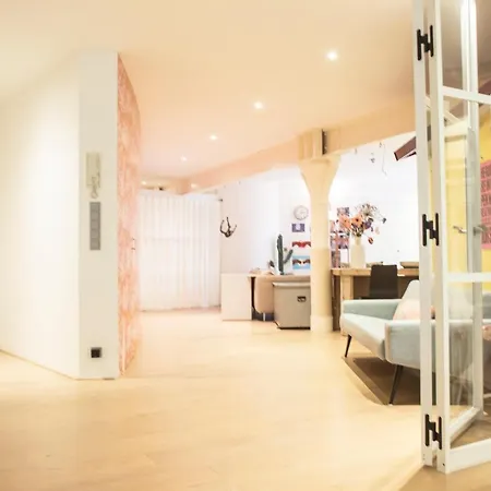 Flo'S Atelier - Family Studio Note Studio Is Adjacent To Flo'S Apartment-2