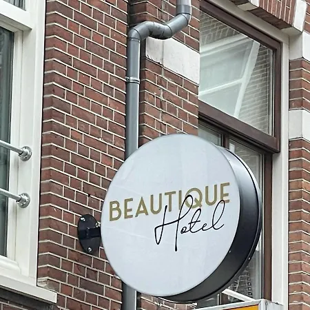 Amsterdam Hostel Centre-3