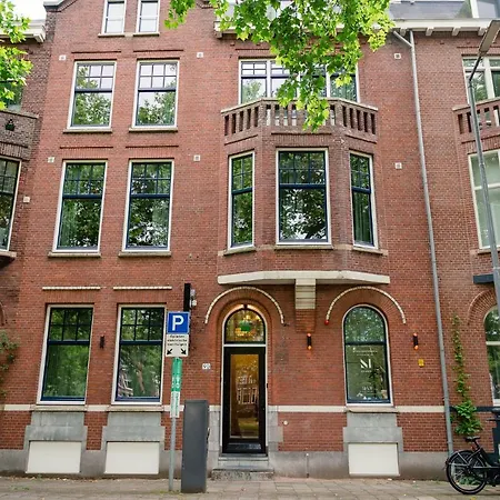 Mr.Lewis Rotterdam-3