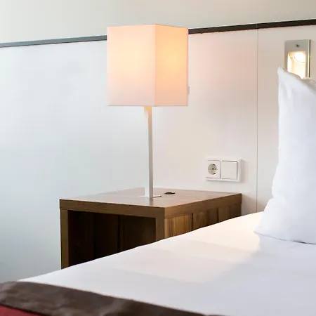 Holiday Inn Eindhoven Centre By Ihg-2