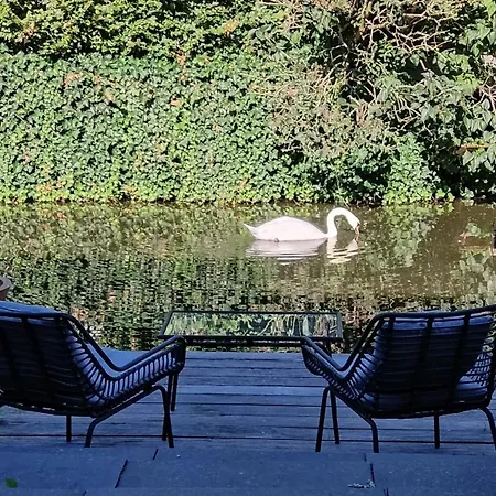 Canal Garden Apartment Staywell Amsterdam-3