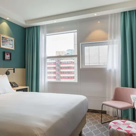 Hampton By Hilton Utrecht Centraal Station-3